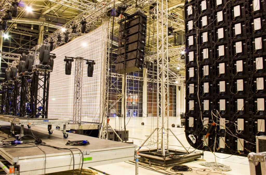 Entertainment electric equipment