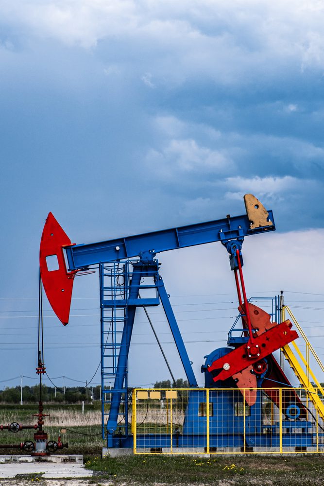 Oil derrick