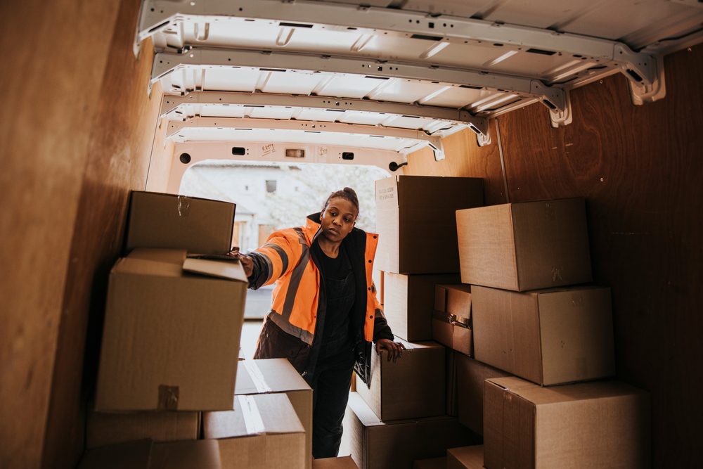 Commercial moving vehicle